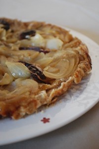 tatin-oignon-dattes